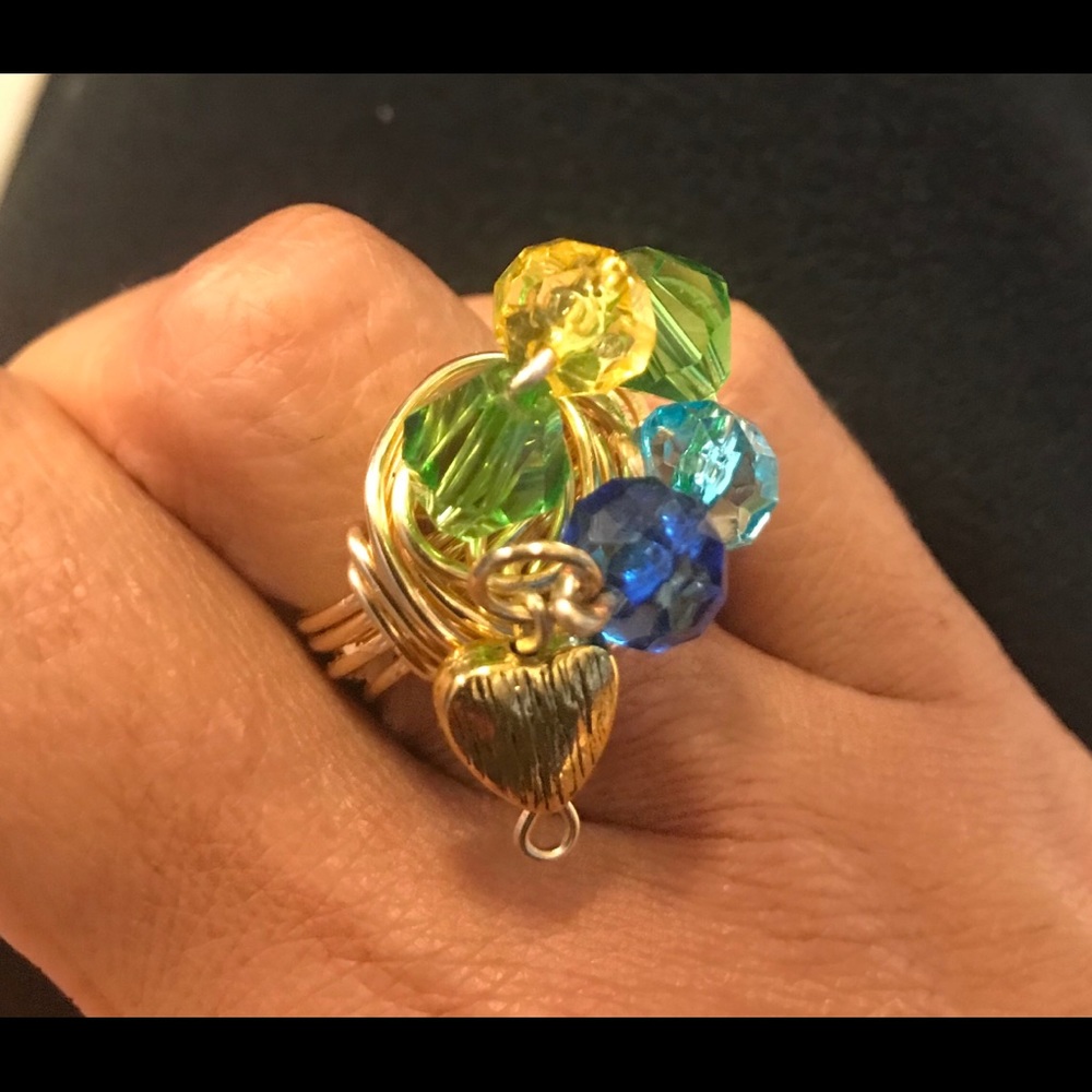 Multi color 5 stone 1 charm ring